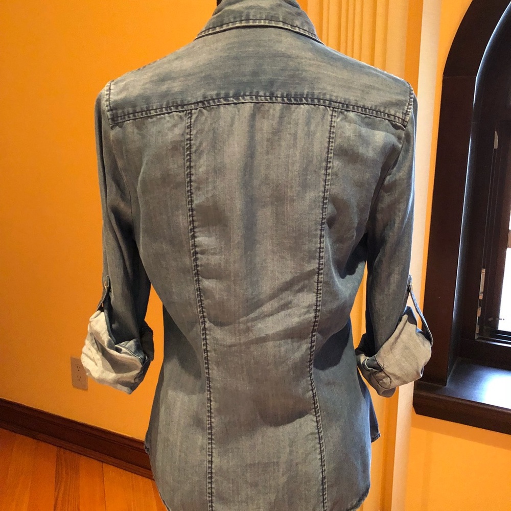 Velvet Heart Denim Shirt Size XS/Small - Picture 2 of 3